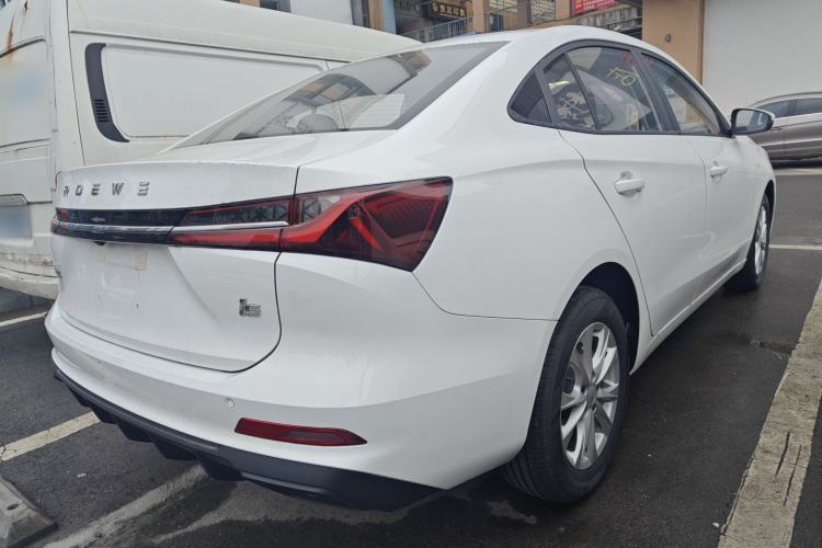 Used Roewe i5 2026 Model 1.5L Manual Comfort Version