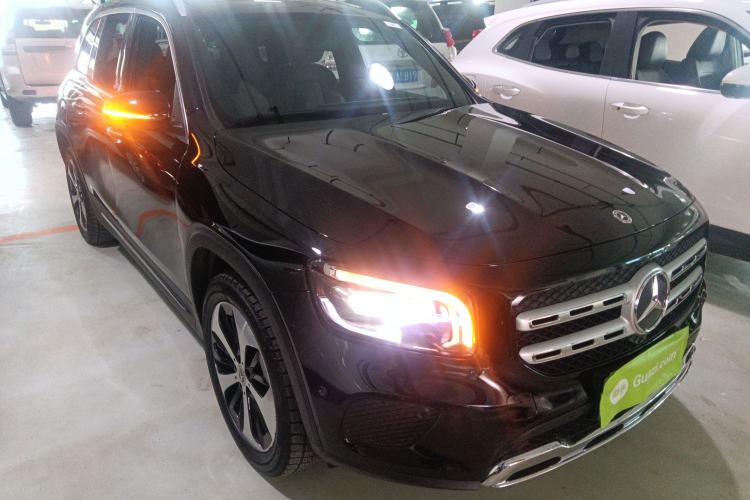 Used Mercedes-Benz GLB 2021 GLB 200 Fashion Model Front Right 45 Deg