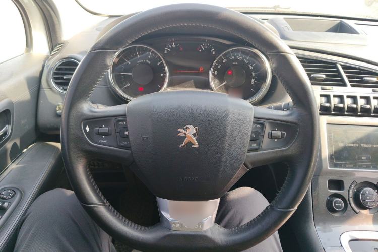 Used Peugeot 3008 2016 1.6THP Automatic Prestige Edition
