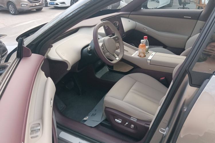 Used Xiaomi Auto YU7 2025 Ultra-Long Range Rear-Wheel Drive Version
