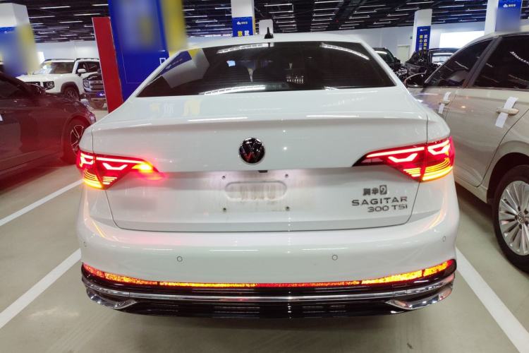 Used Volkswagen Sagitar 2023 300TSI DSG Excellence Edition
