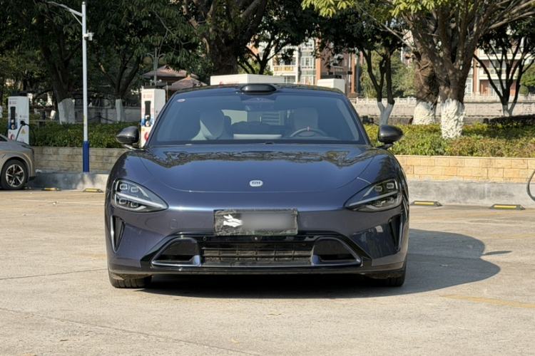 Used Xiaomi Auto SU7 2024 Four-Wheel Drive Ultra-Long Range Advanced Intelligent Driving Max Edition
