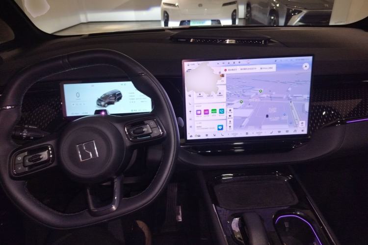 Used Zeekr 009 2024 7-Seater Aisle Version 108 kWh
