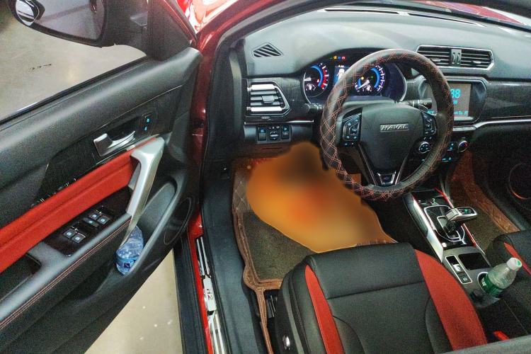 Used Haval H2 2018 Blue-Label 1.5T Dual-Clutch Two-Wheel-Drive Luxury Model