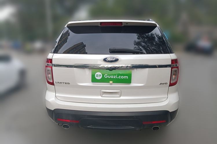 Used Ford Explorer 2013 3.5L Deluxe Model
