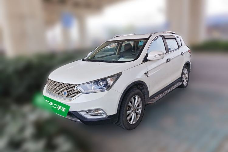 Used Dongfeng Aeolus AX7 2015 2.0L Automatic Zhiyi Trim