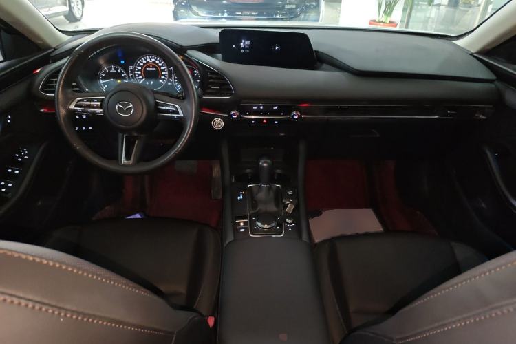 Used Mazda 3 Axela 2021 2.0L Automatic Zhiyao Edition Center Console