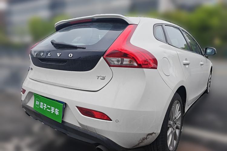Used Volvo V40 2016 T3 Zhiyi Edition