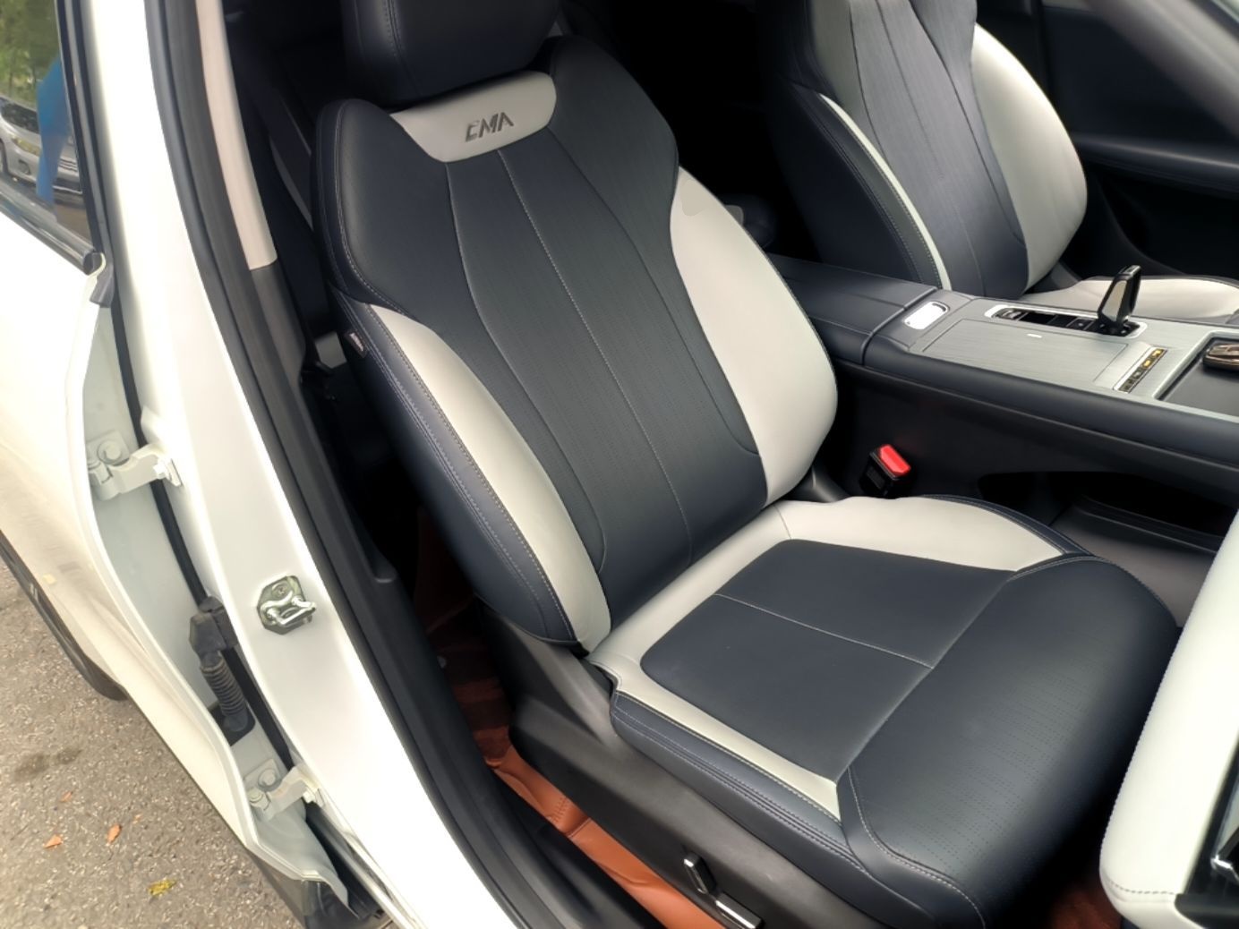 Geely Auto FX11 2024 1.5TD DCT Prestige Edition — снимка 19