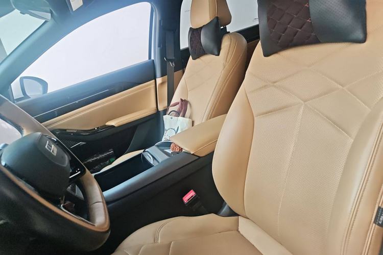 Used Geely Galaxy L6 2023 60km PLUS Left Front Seat