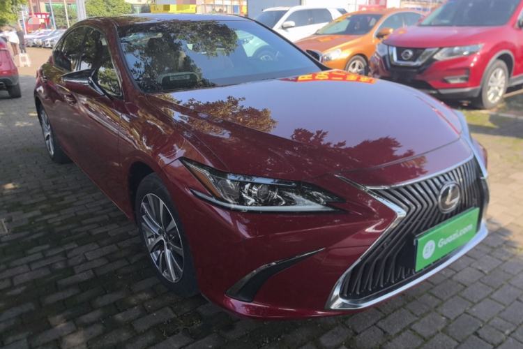 Used Lexus ES 2020 200 Excellence Edition