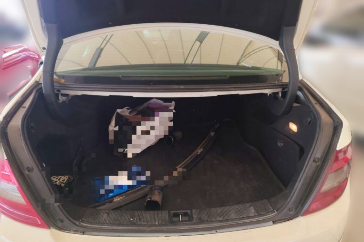 Used Mercedes-Benz C-Class 2010 C 200 CGI Fashion Model Trunk