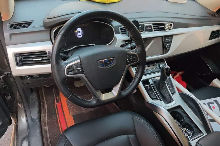 Used Geely Auto Emgrand X7 Sport 2018 1.8TD Automatic Two-Wheel Drive Smart Connect 4G Internet Edition