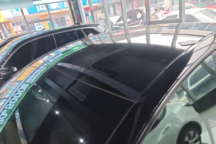 Used Tesla Model Y 2021 Long-Range All-Wheel-Drive Version
