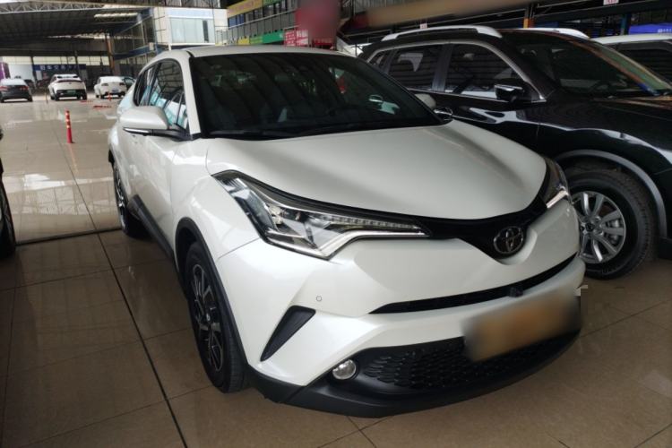 Used Toyota C-HR 2018 2.0L Luxury Edition China V Standard Exterior 1