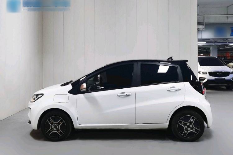 Used SOL E10X 2021 302 km Range Fashion Edition 31.4 kWh