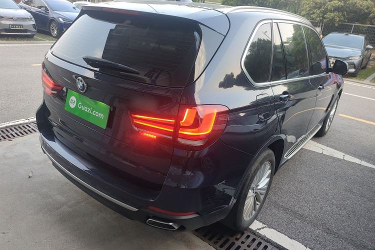 Used BMW X5 2017 xDrive28i Rear Right 45 Deg