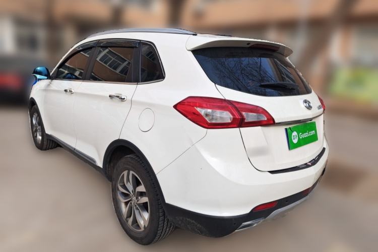 Used BAIC Senova X65 2015 2.0T Automatic Elite Model
