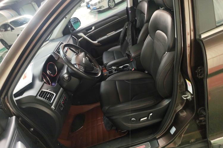 Used Haval H6 2015 Sport Edition 1.5T Automatic Two-Wheel Drive Luxury Model