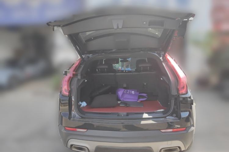 Used Cadillac XT4 2018 28T Two-Wheel-Drive Luxury Model