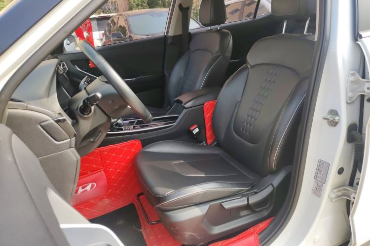 Used Hyundai ix25 2020 1.5L CVT DLX Prestige Version Left Front Seat