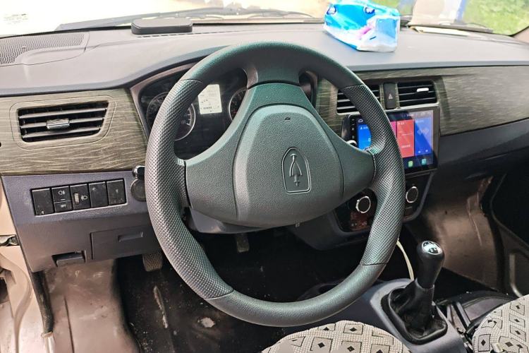 Used Jinbei Hiace X30 2020 1.5L Van Super-Enjoyment Model China VI Standard SWC15M
