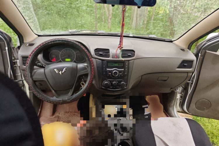 Used Wuling Hongguang 2014 1.5L Standard Version