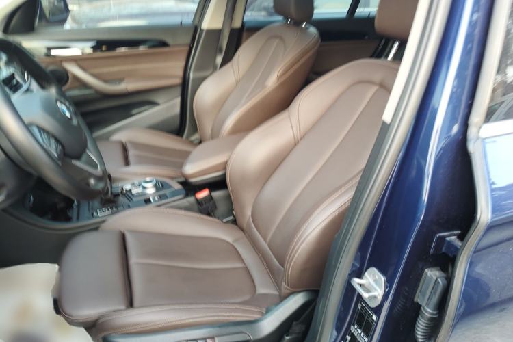 Used BMW X1 2020 sDrive25Li Leading Model
