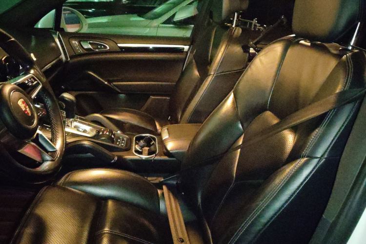 Used Porsche Cayenne E-Hybrid 2015 Cayenne S E-Hybrid 3.0T
