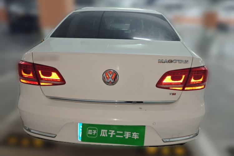 Used Volkswagen Magotan 2013 1.8TSI Luxury Model Rear