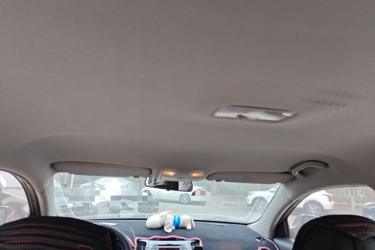 Used Kia Sportage R 2015 2.0L Manual Two-Wheel Drive GL Model Headliner