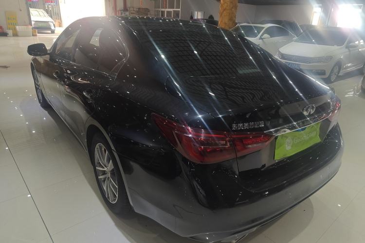 Used Infiniti Q50L 2018 2.0T Comfort Edition China VI Standard
