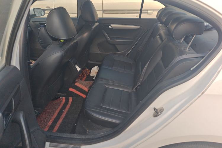 Used Volkswagen Lavida 2013 1.6L Automatic Fashion Edition
