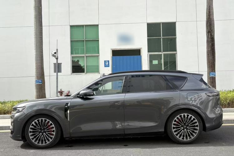 Used VOYAH FREE 2025 Model FREE+ Four-Wheel-Drive Qiankun Edition