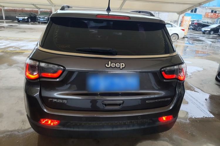 Used Jeep Compass 2019 220T Automatic Family Edition

