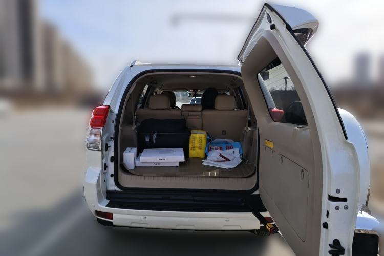 Used Toyota Prado 2013 2.7L Automatic Parallel Import