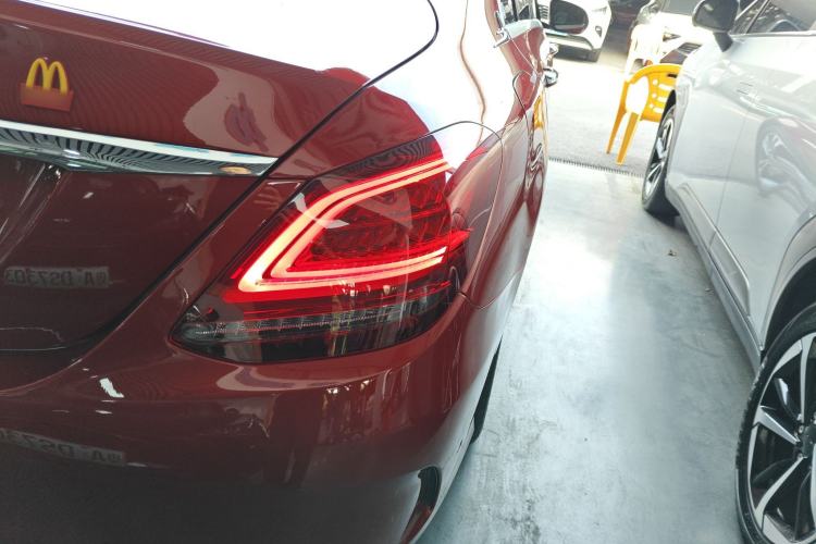 Used Mercedes-Benz C-Class 2019 C 180 L Fashion Edition Sport Version Right Rear Taillight