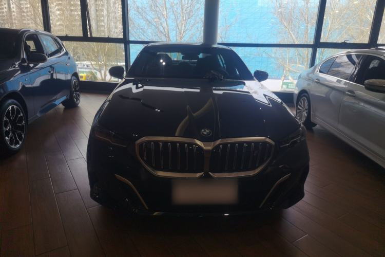 Used BMW i5 2025 eDrive 40L M Sport Package
