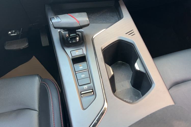 Used Oshan X5 PLUS 2023 1.5T DCT Navigation Edition