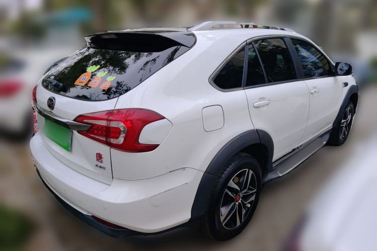 Used BYD Tang New Energy 2015 2.0T Four-Wheel-Drive Flagship Model
