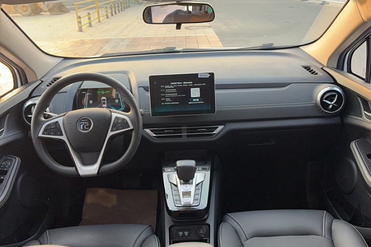 Used BYD Yuan New Energy 2019 EV535 Smart Connect Trendsetting Model