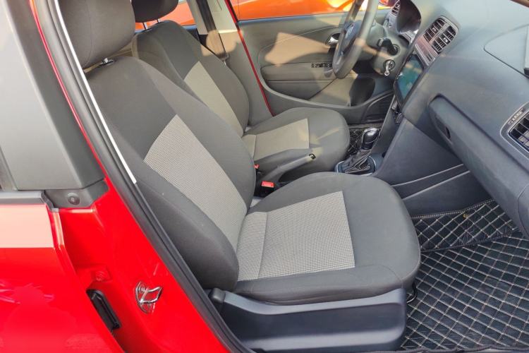 Used Volkswagen Polo 2016 1.4L Automatic Trendy Model Right Front Seat