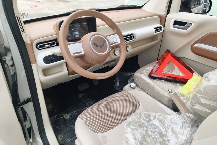 Used Wuling Hongguang MINIEV 2024 3rd Generation 215km Youth Edition