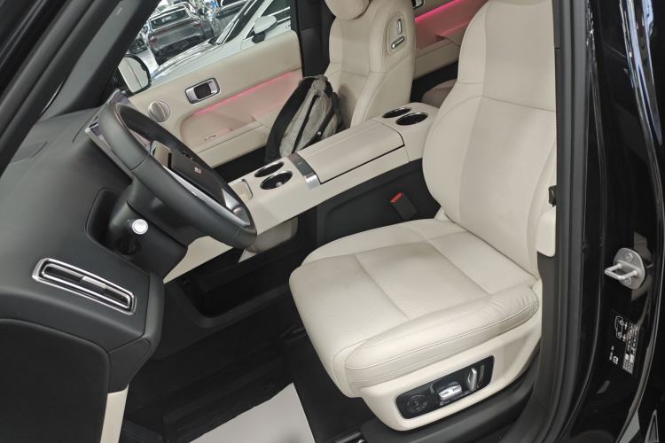 Used Li Auto L8 2023 Pro Model
