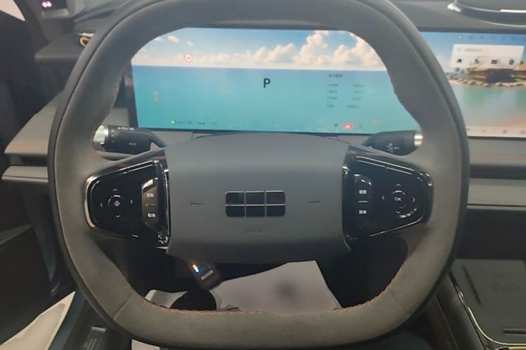 Used Geely Galaxy E8 2025 620 km All-Wheel Drive Starship LiDAR-Enabled Intelligent Driving Version
