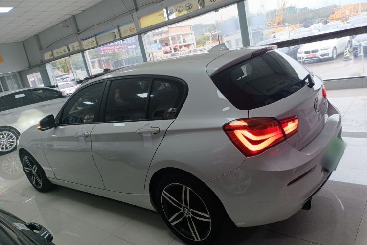 Used BMW 1 Series 2018 118i Sport Design Package