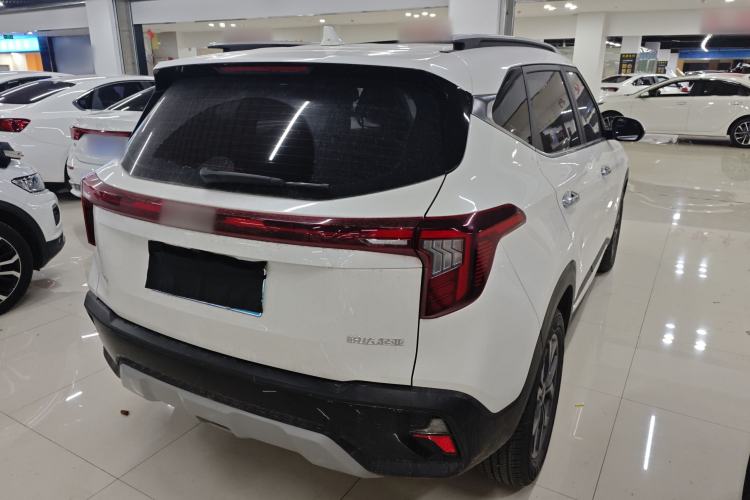 Used Kia Seltos 2023 1.5L CVT Luxury Edition Rear Right 45 Deg