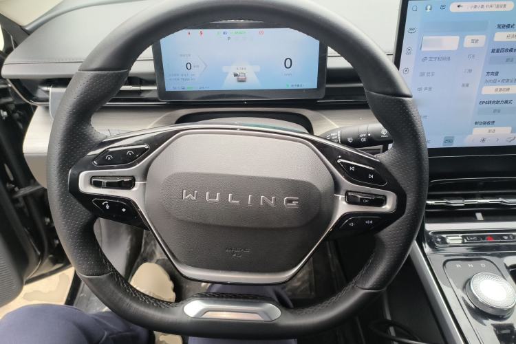 Used Wuling Xingguang 2024 Co-Creation Edition 510 Advanced Model
