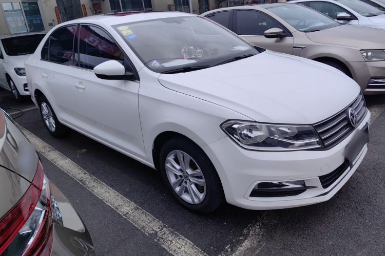 Used Volkswagen Santana 2016 1.6L Automatic Comfort Edition Exterior 3