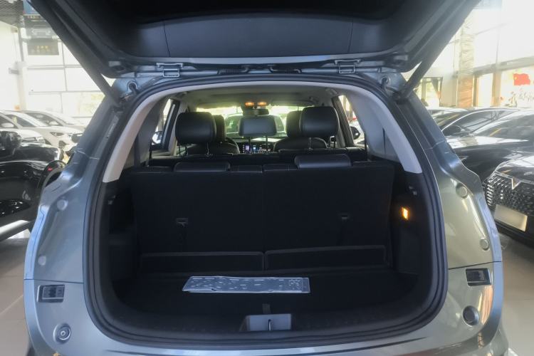 Used Landian E5 2024 Honor Edition 100KM Deluxe 7-Seater
